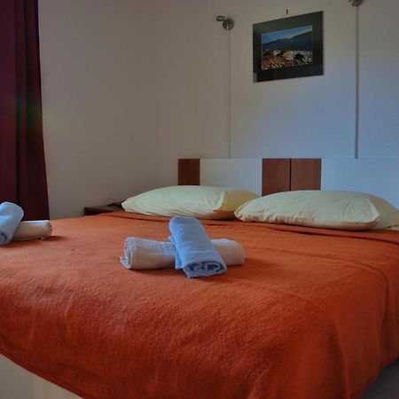 Toni Apartamento Vodice Exterior foto