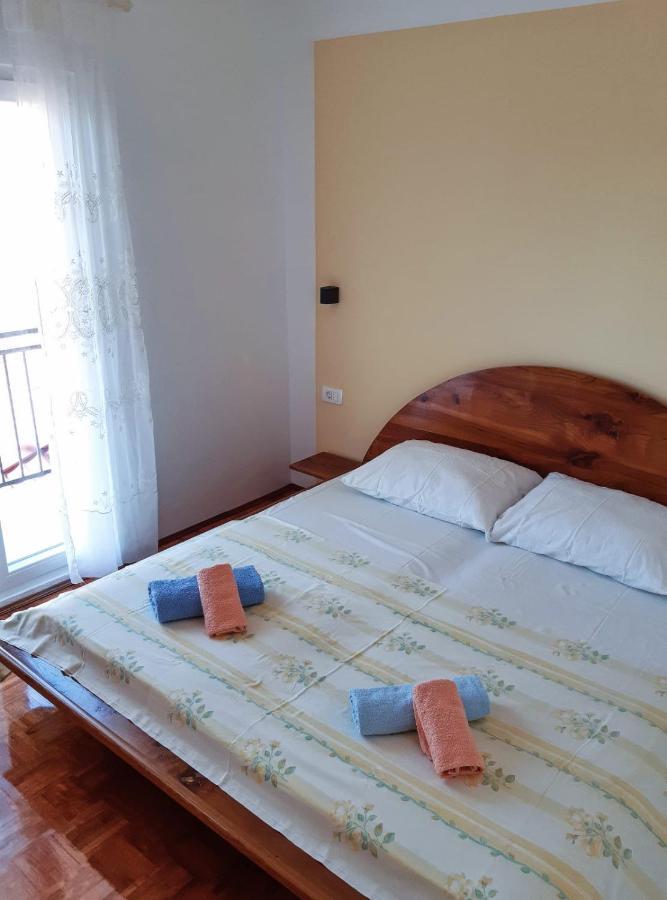 Toni Apartamento Vodice Exterior foto
