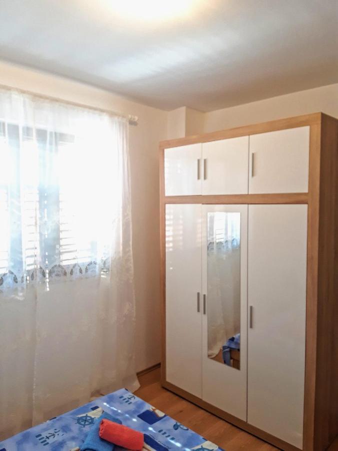 Toni Apartamento Vodice Exterior foto