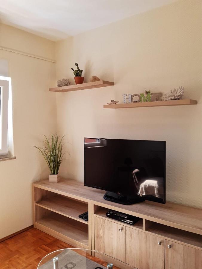 Toni Apartamento Vodice Exterior foto