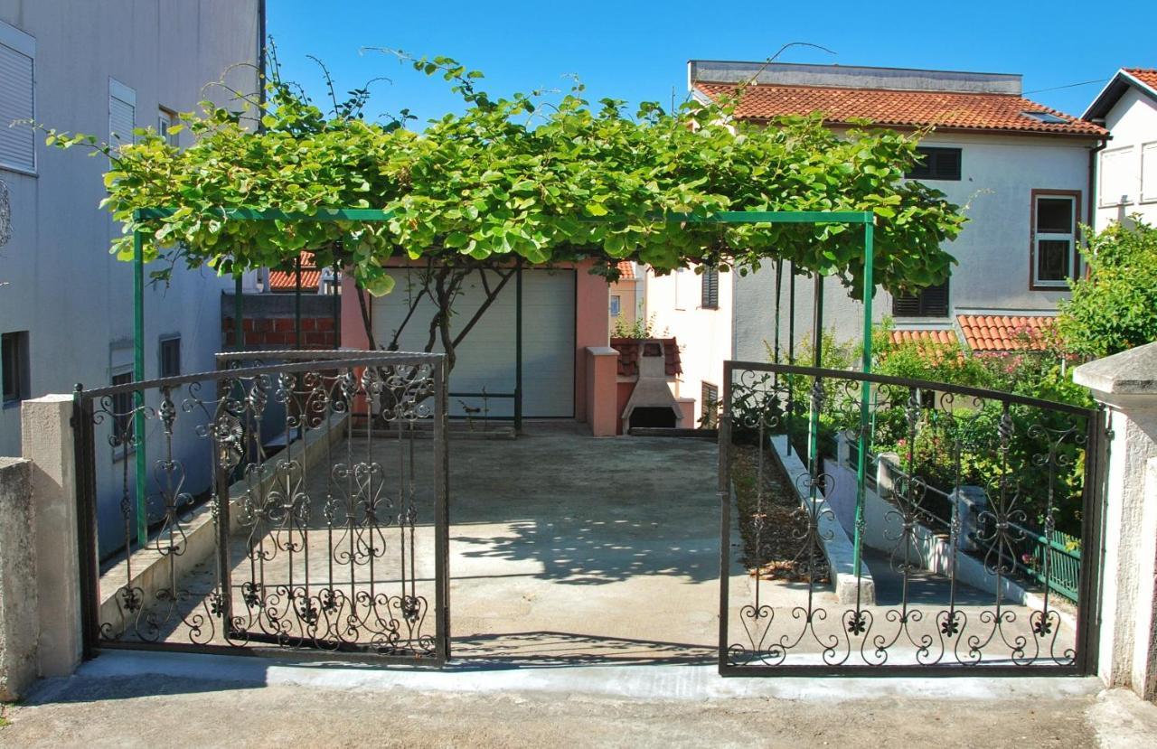 Toni Apartamento Vodice Exterior foto
