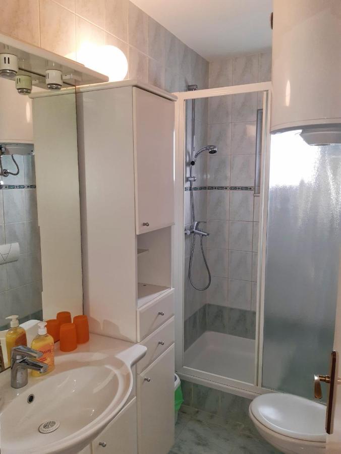 Toni Apartamento Vodice Exterior foto
