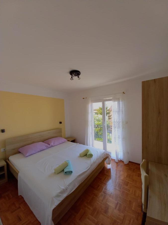 Toni Apartamento Vodice Exterior foto